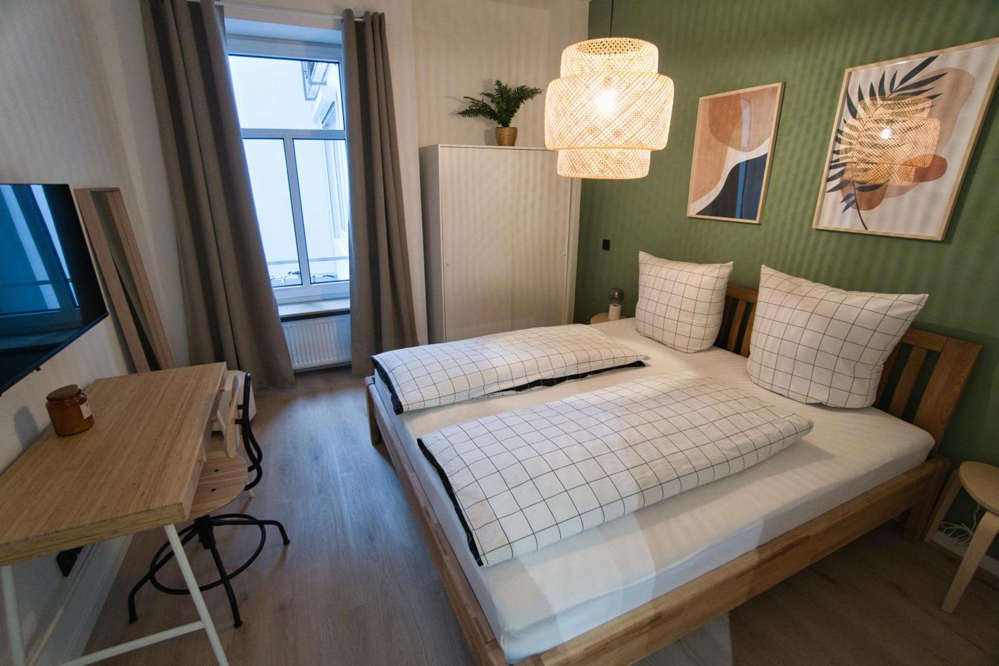 Goethe-Suites: Premium 4 Person Worms City Centre Appartment Екстер'єр фото