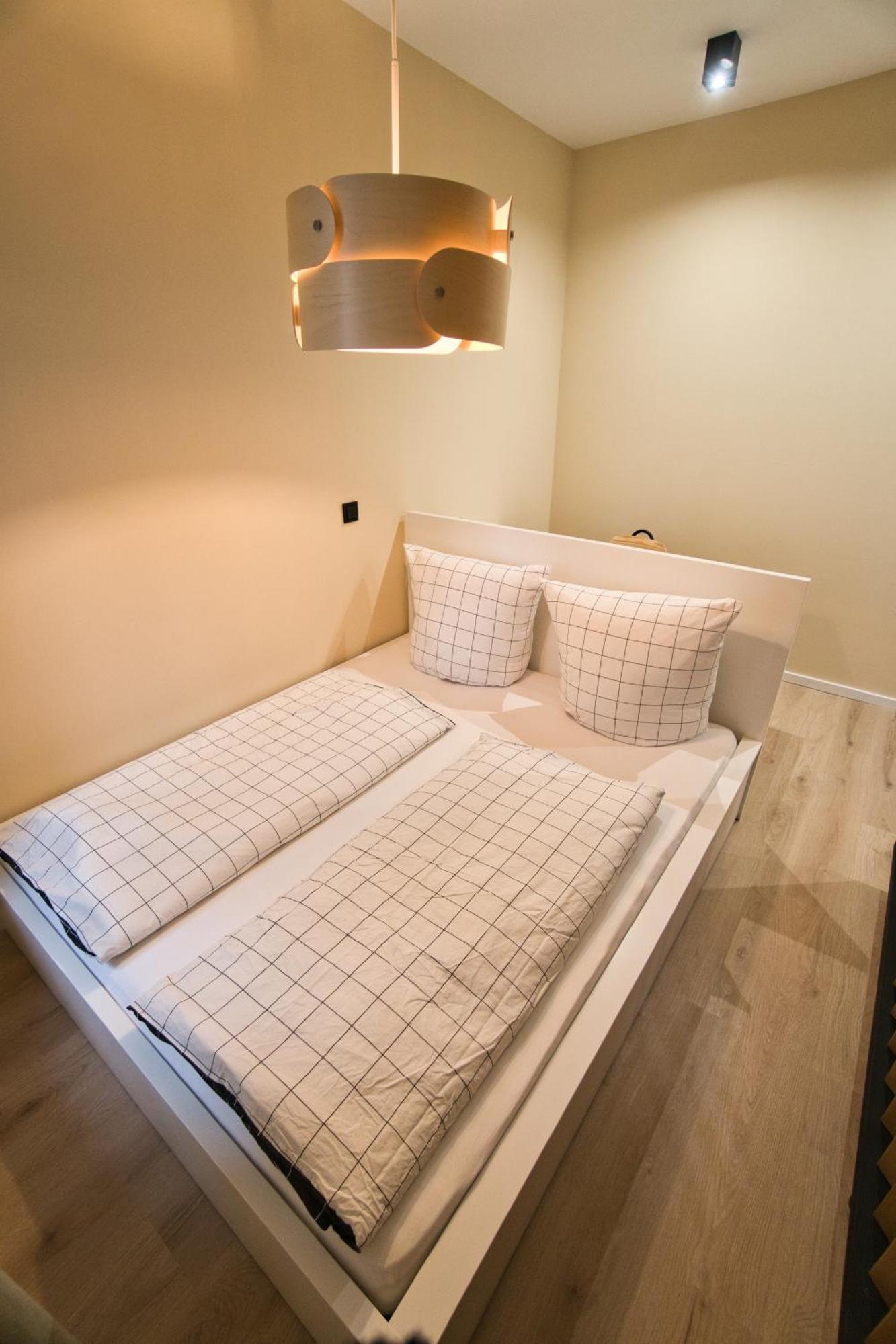 Goethe-Suites: Premium 4 Person Worms City Centre Appartment Екстер'єр фото
